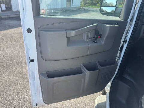 2021 GMC Savana 2500