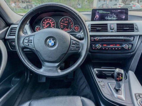 2012 BMW 3 Series 328i