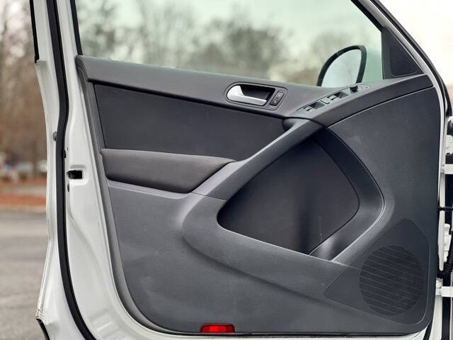 VolkswagenTiguan Limited10