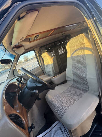 2002 Ford E-Series