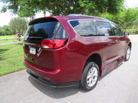 2020 Chrysler Pacifica Touring L Plus