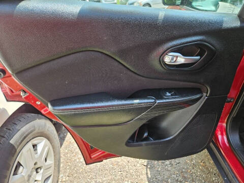 2014 Jeep Cherokee Sport