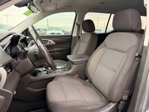 2020 Chevrolet Traverse LT Cloth