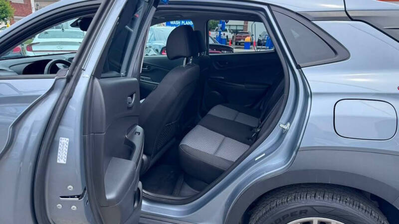 2021 Hyundai Kona SEL Plus