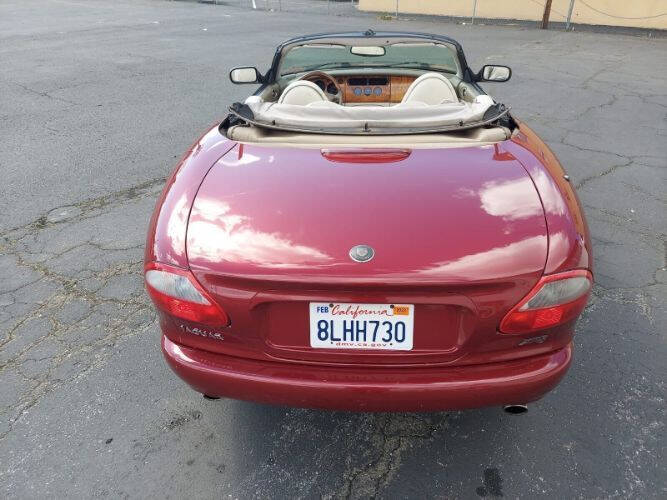 1998 Jaguar XK8