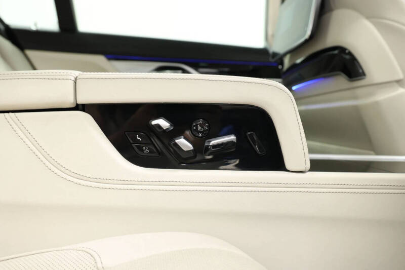 2021 BMW 7 Series ALPINA B7 xDrive