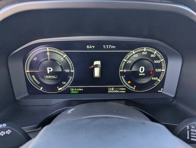 2025 Mitsubishi Outlander PHEV SE