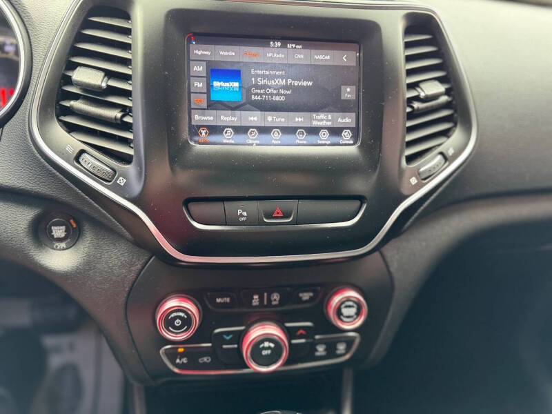 2019 Jeep Cherokee Latitude Plus