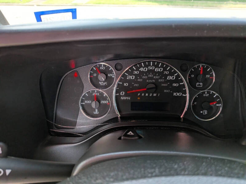 2023 Chevrolet Express 2500