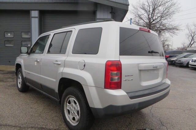 2013 Jeep Patriot Sport photo 4