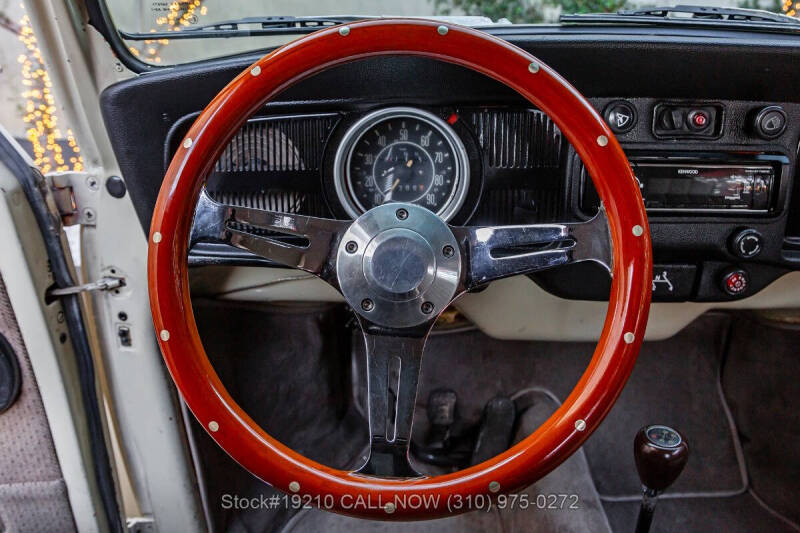 1971 Volkswagen Super Beetle