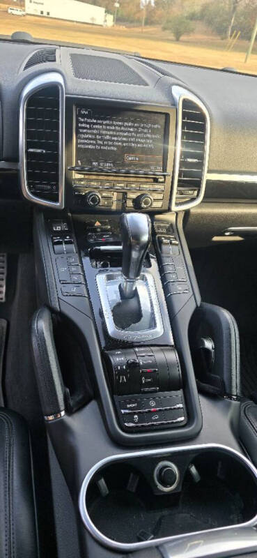 2011 Porsche Cayenne S