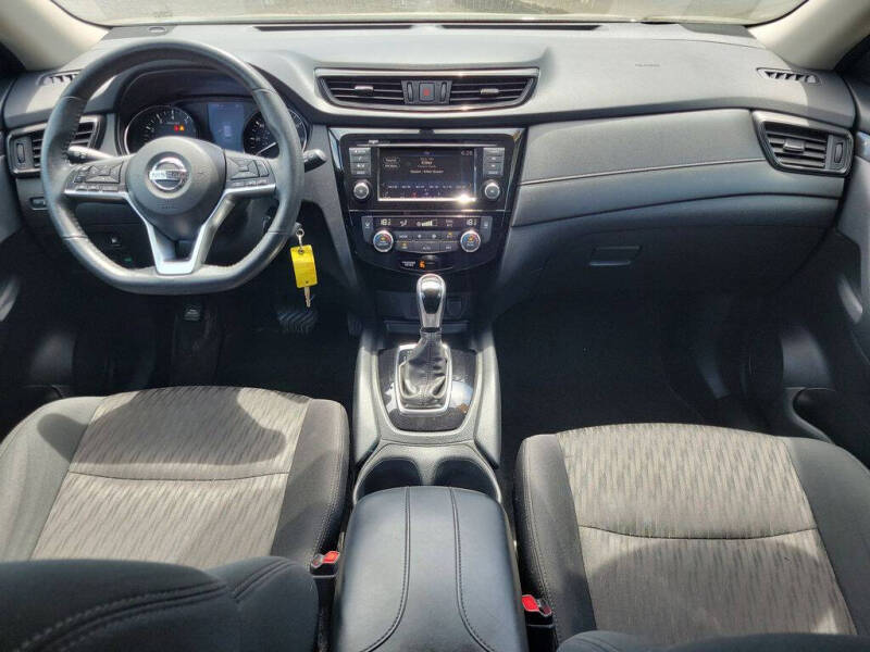 2020 Nissan Rogue