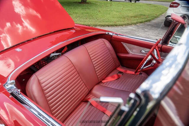 1957 Ford Thunderbird