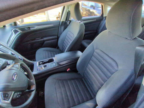 2017 Ford Fusion Hybrid SE