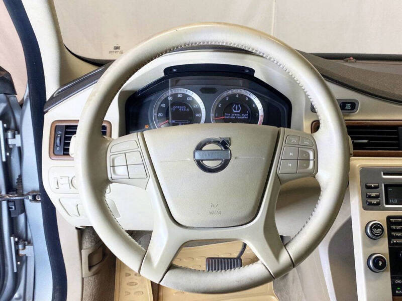2010 Volvo XC70 3.2