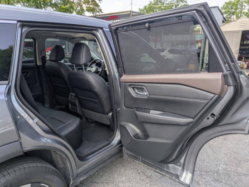 2021 Nissan Rogue SL