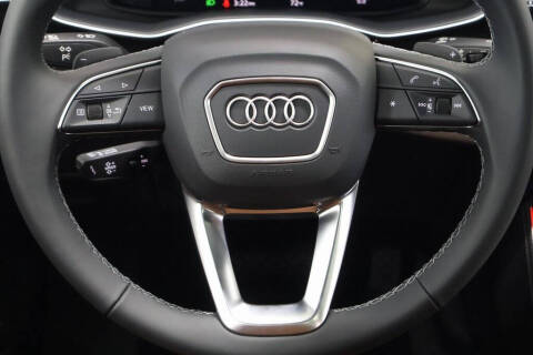 2025 Audi Q7 quattro Prestige 55 TFSI