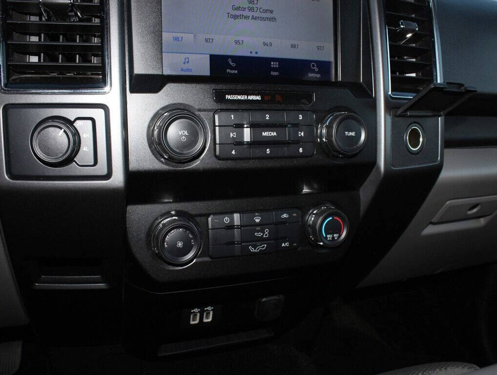 2020 Ford F-150  - $38,995