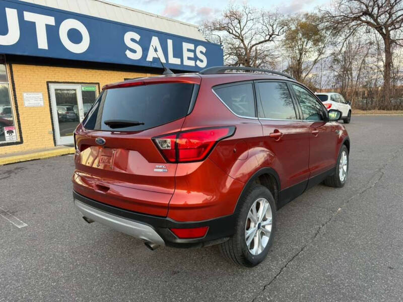 2019 Ford Escape SEL