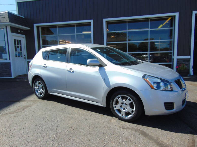 2009 Pontiac Vibe for sale at Akron Auto Sales in Akron OH