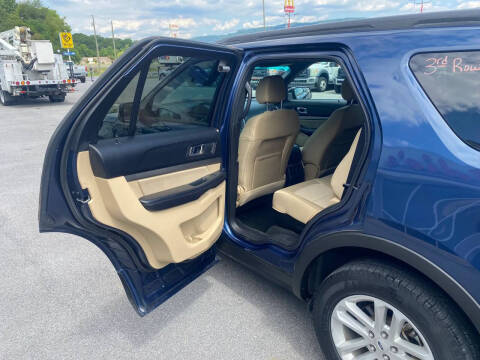 2016 Ford Explorer
