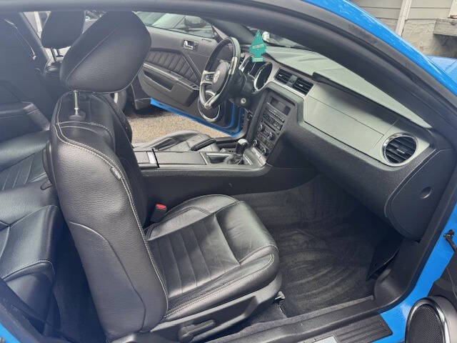 2011 Ford Mustang V6 Premium