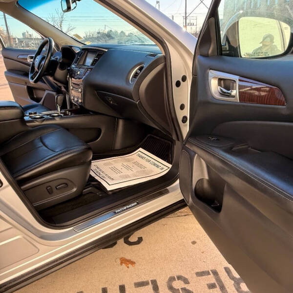 2014 Nissan Pathfinder Platinum