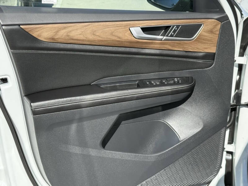 2026 Volkswagen Atlas SE