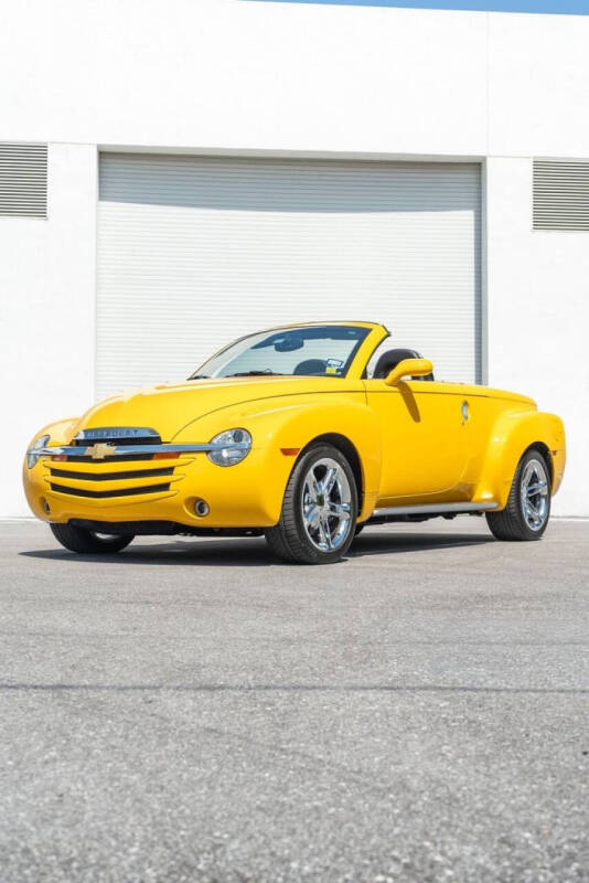 2004 Chevrolet SSR LS