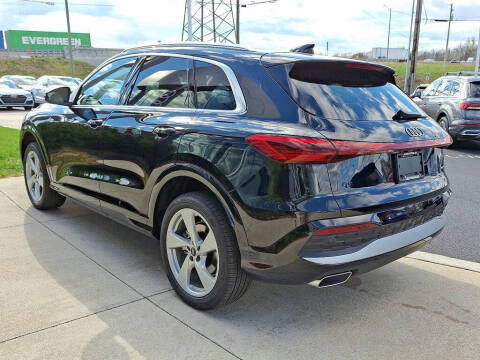 2025 Audi Q5 quattro Premium Plus TFSI