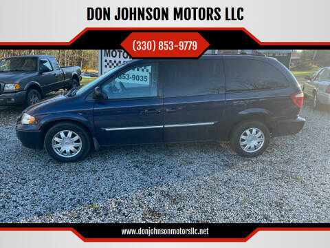 2005 Chrysler Town and Country for sale at DON JOHNSON MOTORS LLC in Lisbon OH