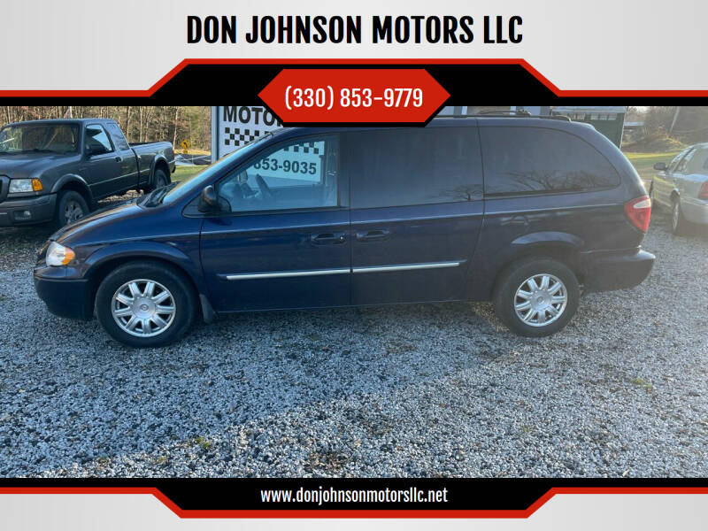 2005 Chrysler Town and Country for sale at DON JOHNSON MOTORS LLC in Lisbon OH