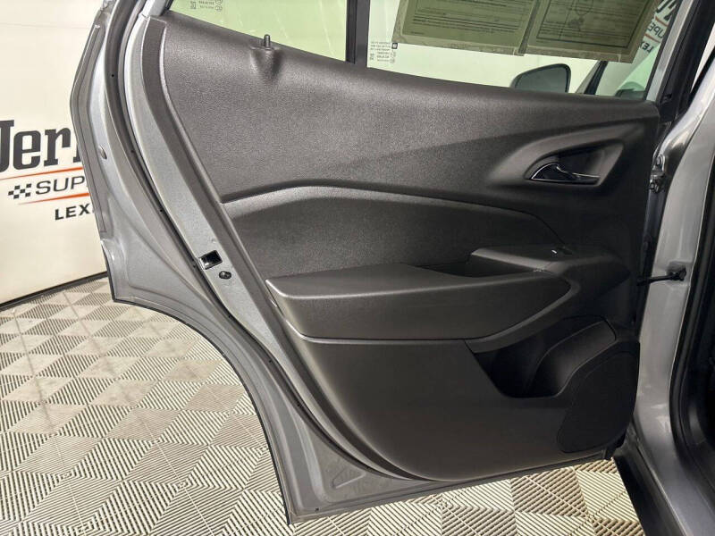 2025 Chevrolet Trax RS