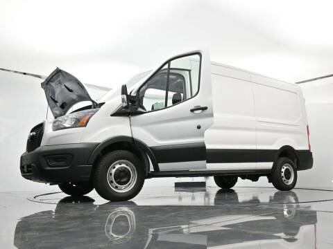 2025 Ford Transit 250