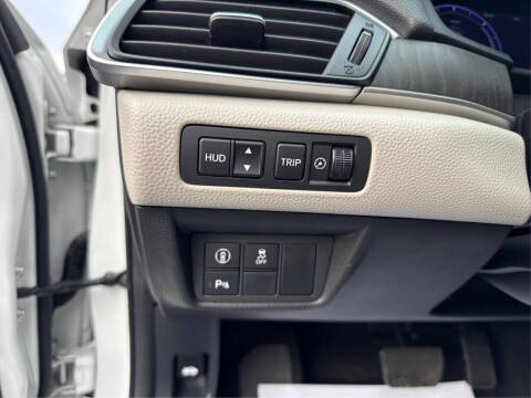 2019 Honda Accord Hybrid Touring