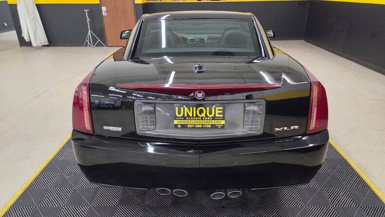 2005 Cadillac XLR