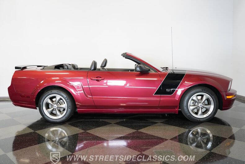 2005 Ford Mustang