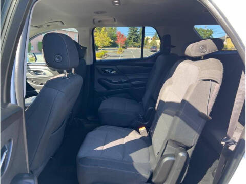 2018 Chevrolet Traverse LT Cloth