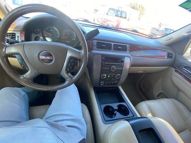 2012 GMC Yukon XL SLT