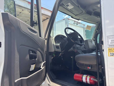 2019 International DuraStar 4300
