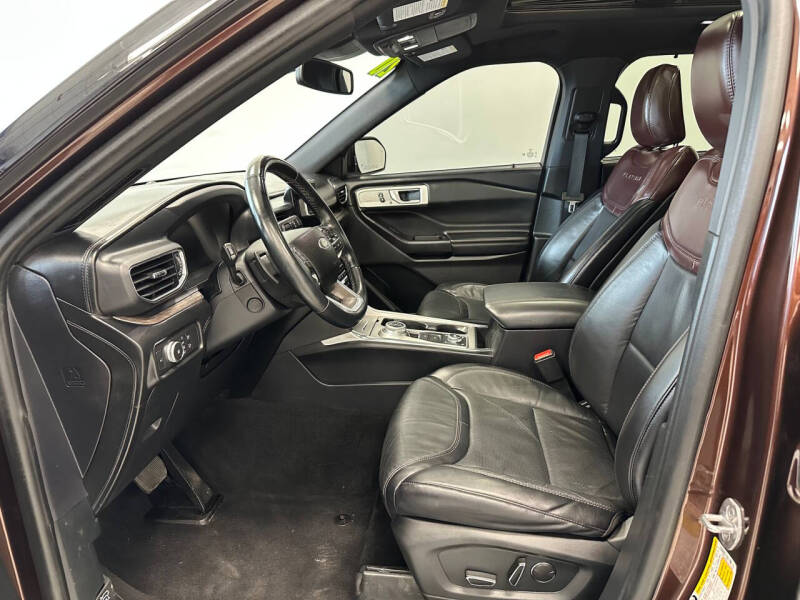 2020 Ford Explorer Platinum