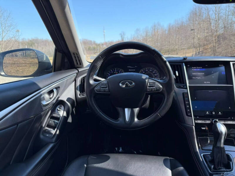 2016 Infiniti Q50 2.0T Premium