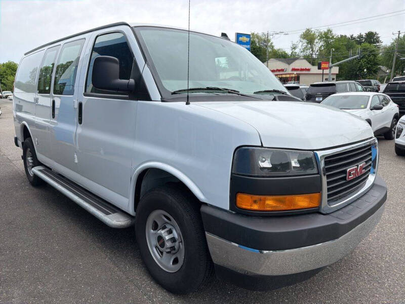 2024 GMC Savana 2500