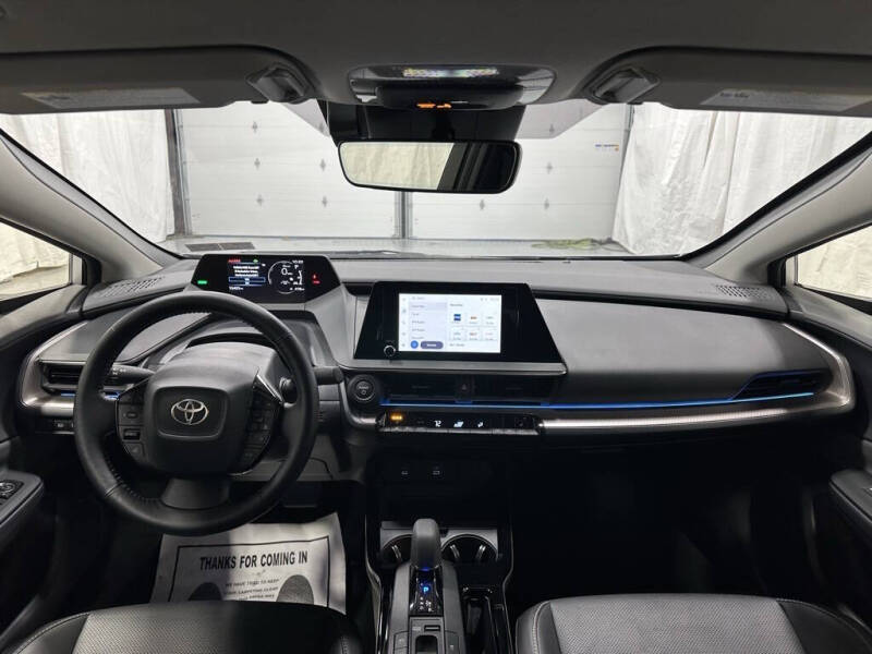 2025 Toyota Prius XLE