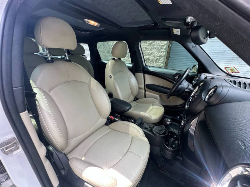 2016 MINI Countryman Cooper