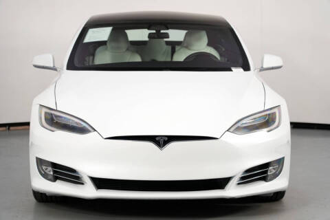 2017 Tesla Model S 90D