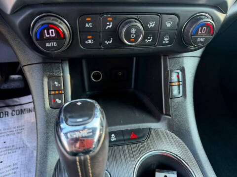 2017 GMC Acadia SLT-1