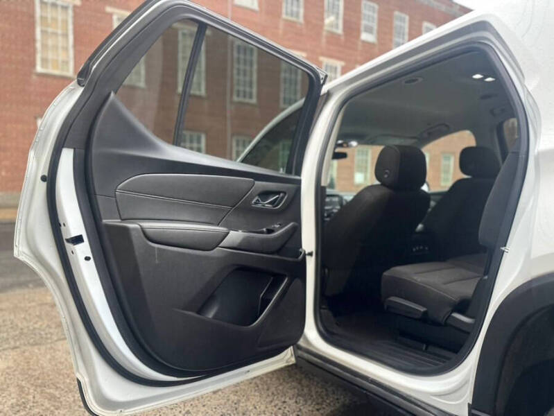 2020 Chevrolet Traverse LS