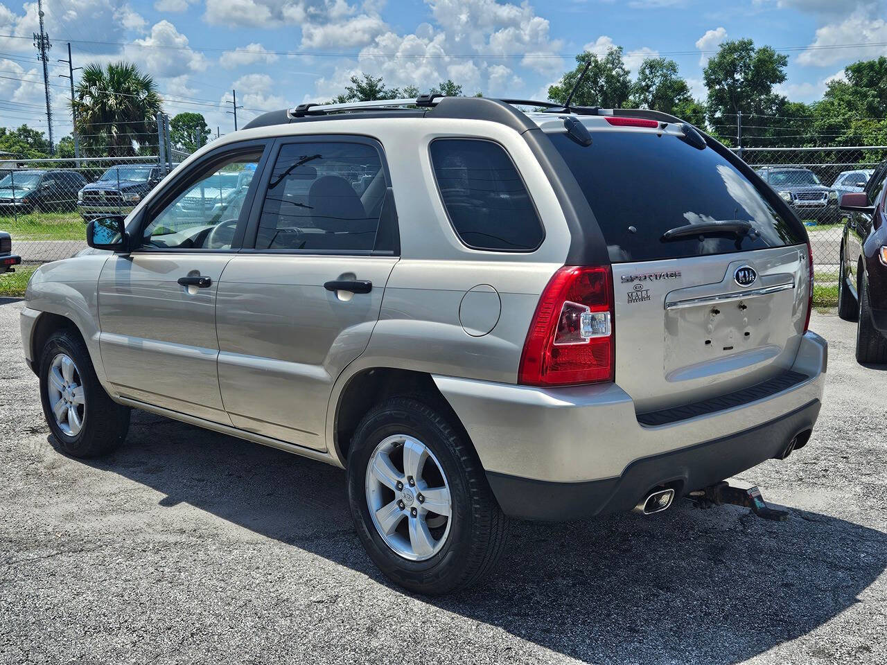 2009 Kia Sportage for sale at JOHNS AUTO SALES LLC in Apopka, FL